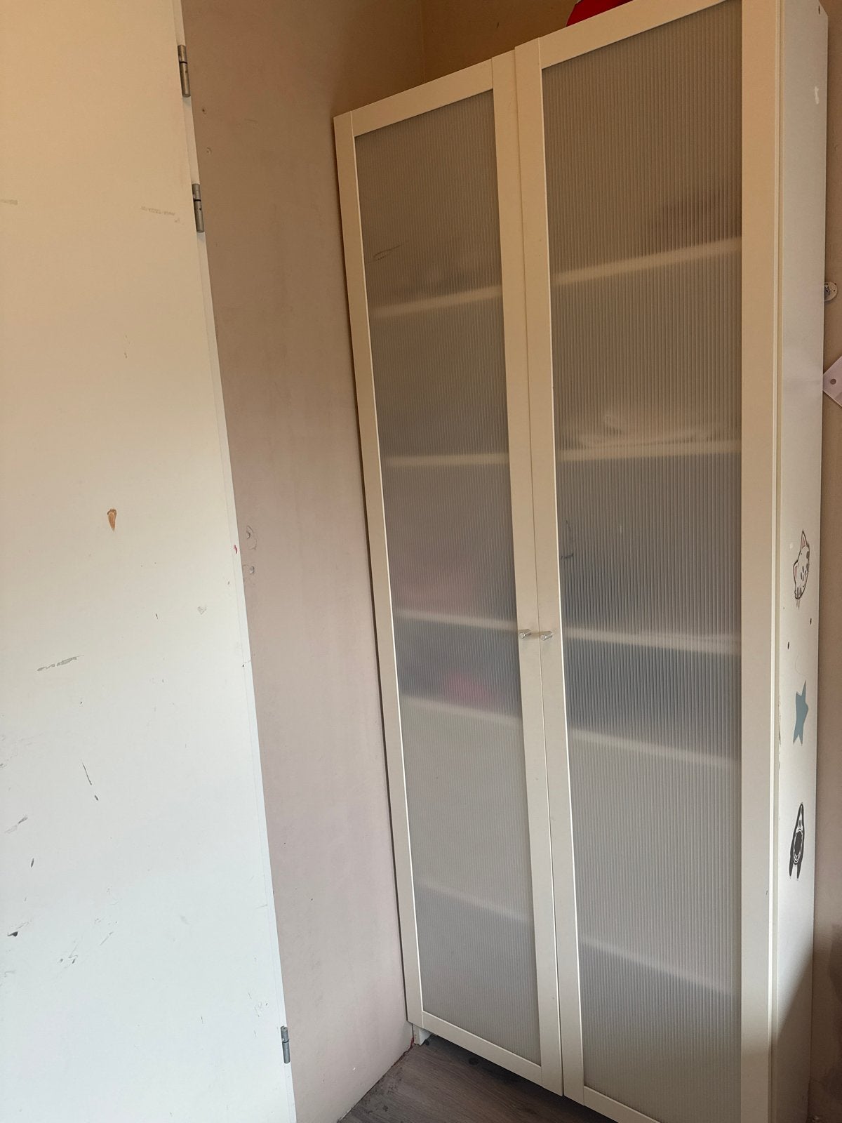 Billy boekenkast met deuren, Huis en Inrichting, Gebruikt, 200 cm of meer, 25 tot 50 cm, Overige houtsoorten
