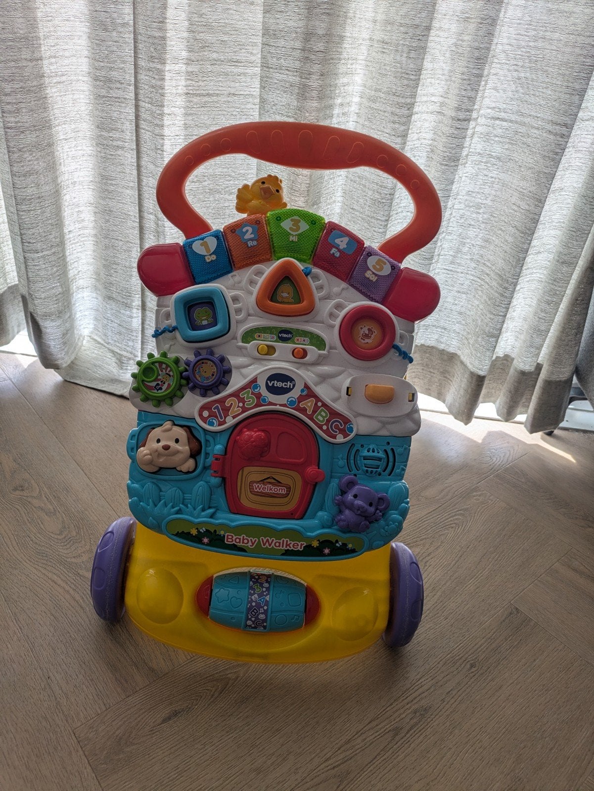 VTech loopwagen - Zo goed als nieuw, Kinderen en Baby's, Speelgoed | Vtech, Zo goed als nieuw, 6 maanden tot 2 jaar, Ophalen