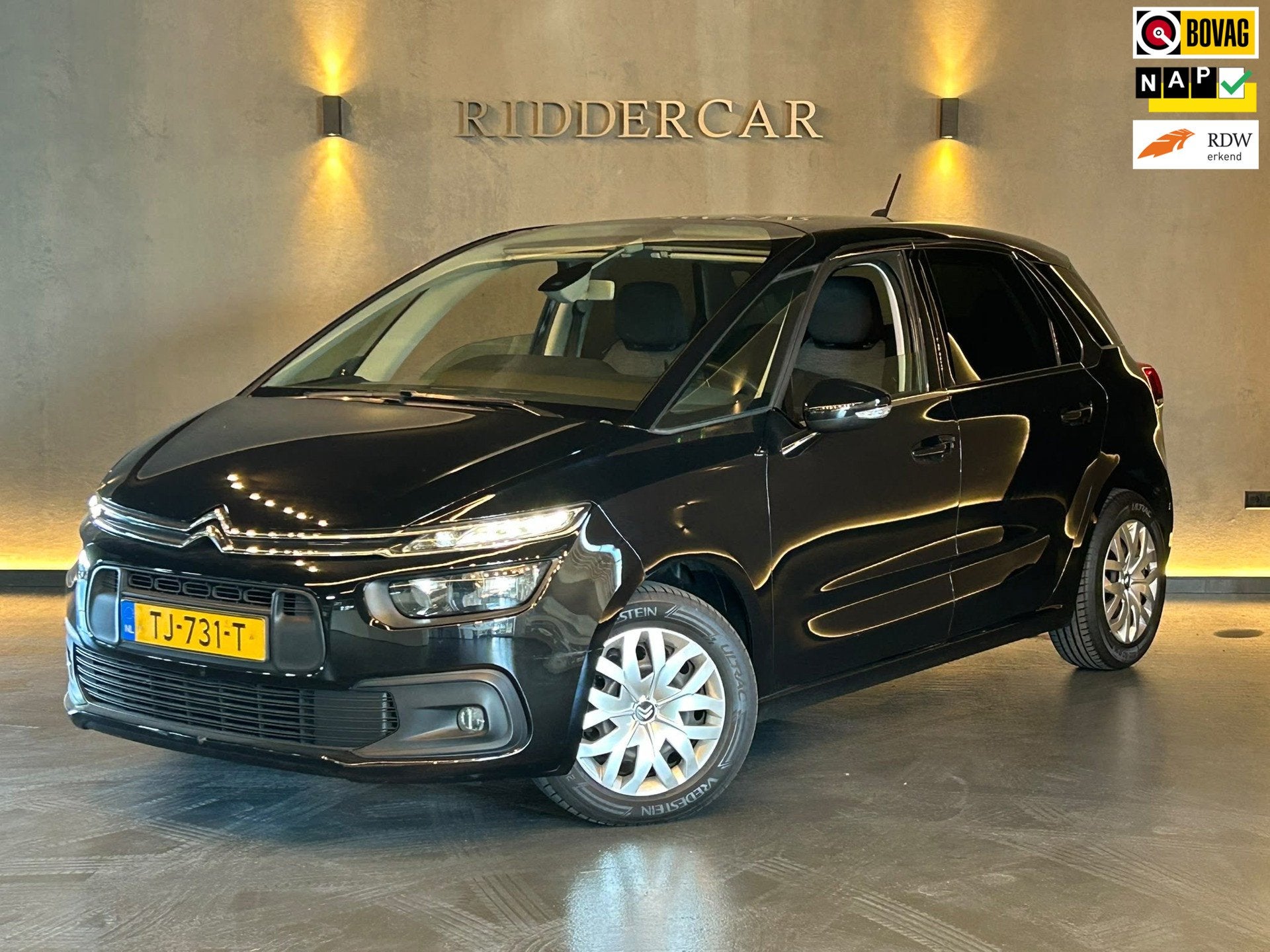 Citroen C4 SpaceTourer 1.2 PureTech|2E EIG|NAP|NAVI|TREKHAAK, Gebruikt, 1199 cc, 1470 kg, Zwart