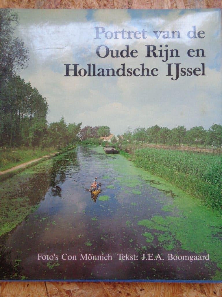 boek PORTRET VAN DE OUDE RIJN EN HOLLANDSCHEIJSSEL, Ophalen, Zo goed als nieuw