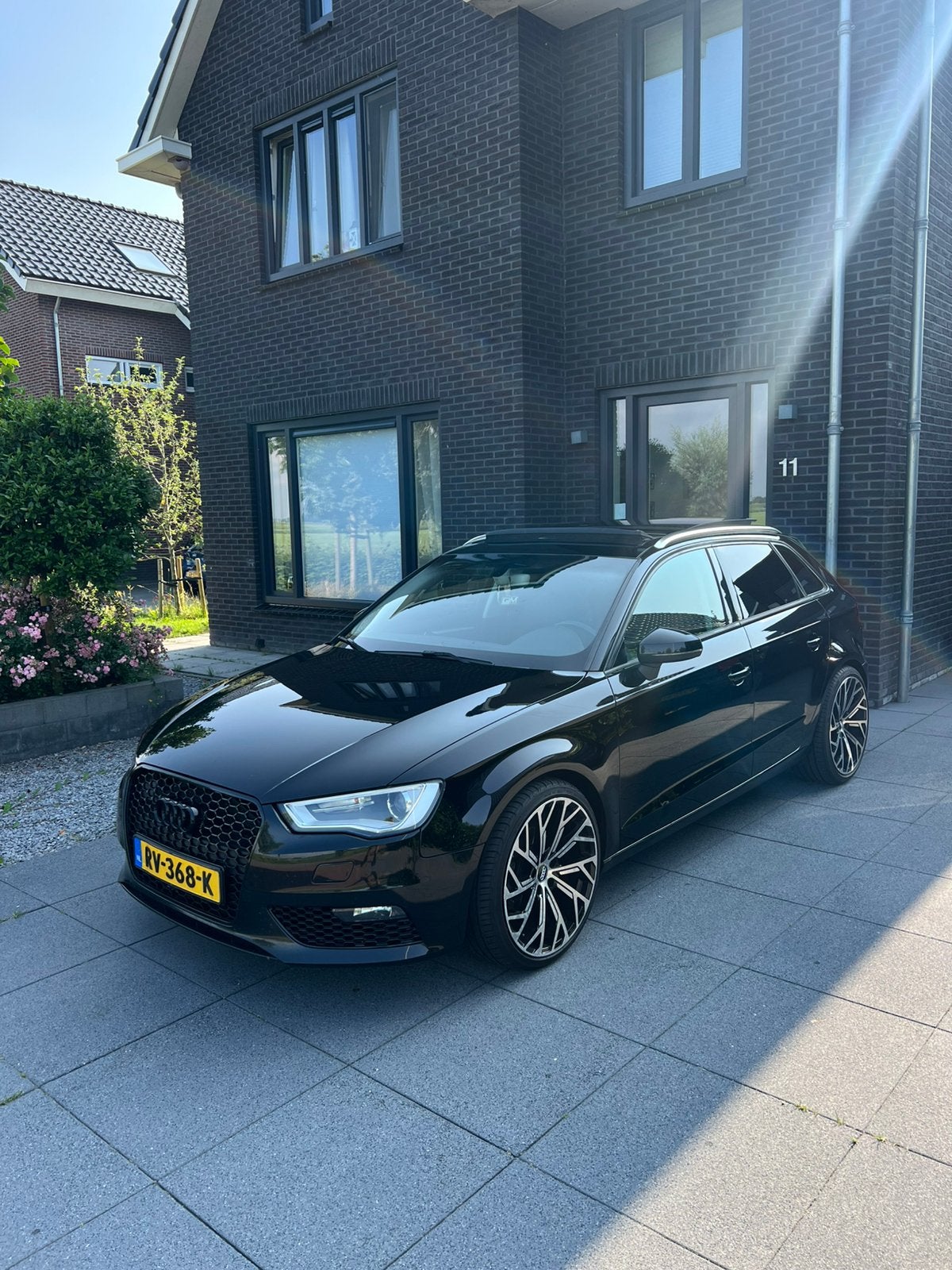 Audi A3 2.0 TDI | Pano | CarPlay | 19” + wintervelgenset E6, Auto's, Zwart, 4 cilinders, Zwart, 24 km/l