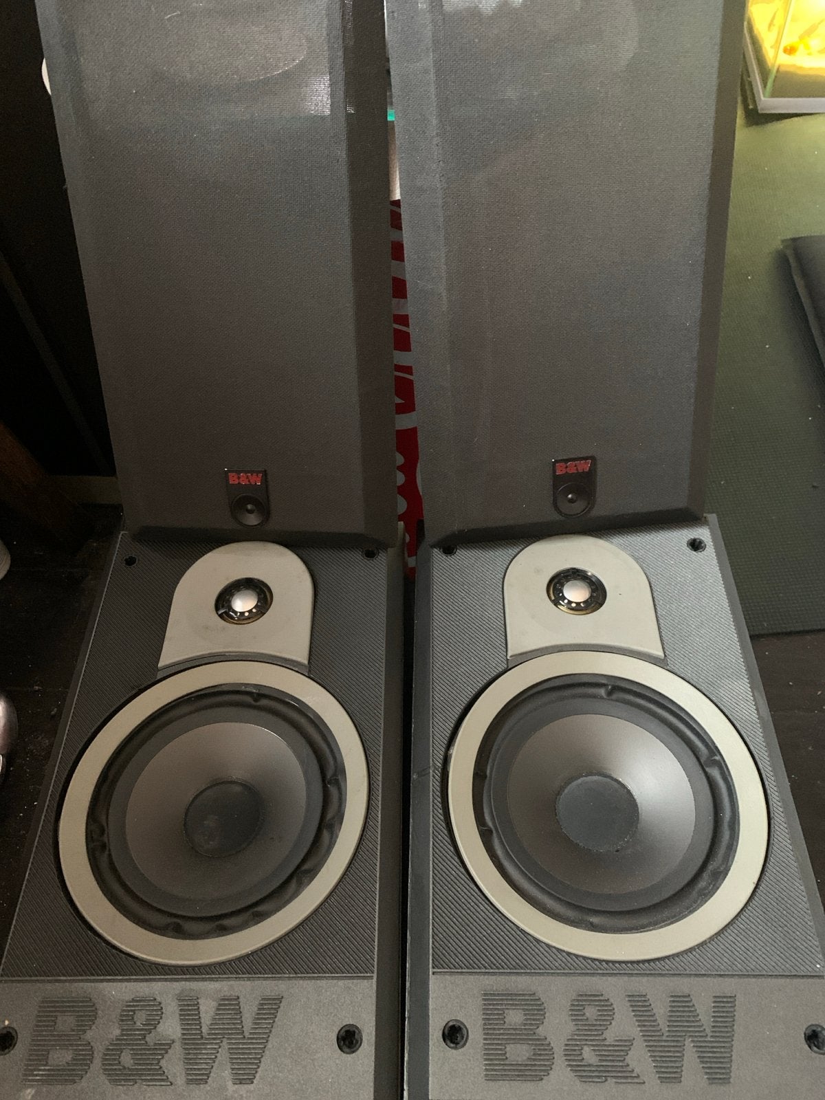 B&W DM 600N NAUTILUS REAR ONES- Uitstekende Staat, Ophalen of Verzenden, Zo goed als nieuw, 60 tot 120 watt, Bowers & Wilkins (B&W)