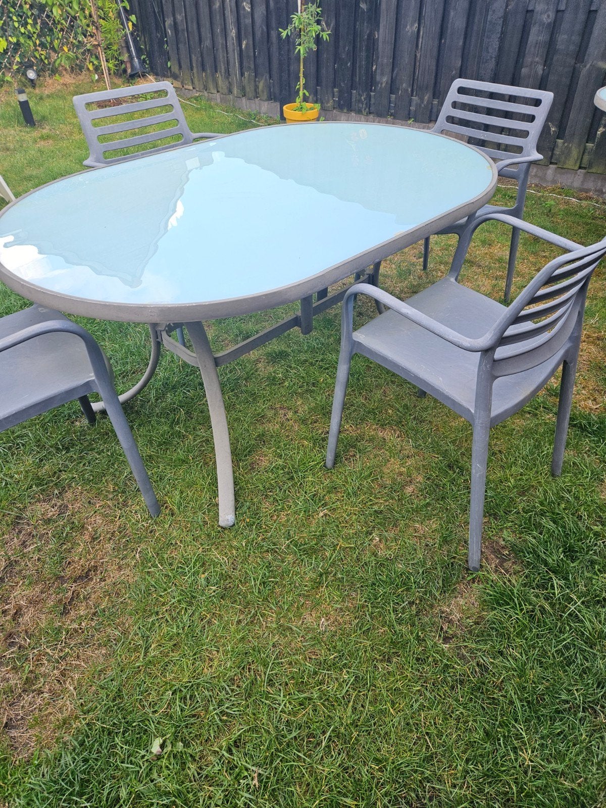 tuintafel met stoelen, Ophalen, Nieuw