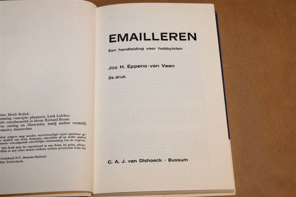 Emailleren — Handleiding voor Hobbyisten — Eppens-van Veen, Ophalen of Verzenden, Gelezen, Overige onderwerpen
