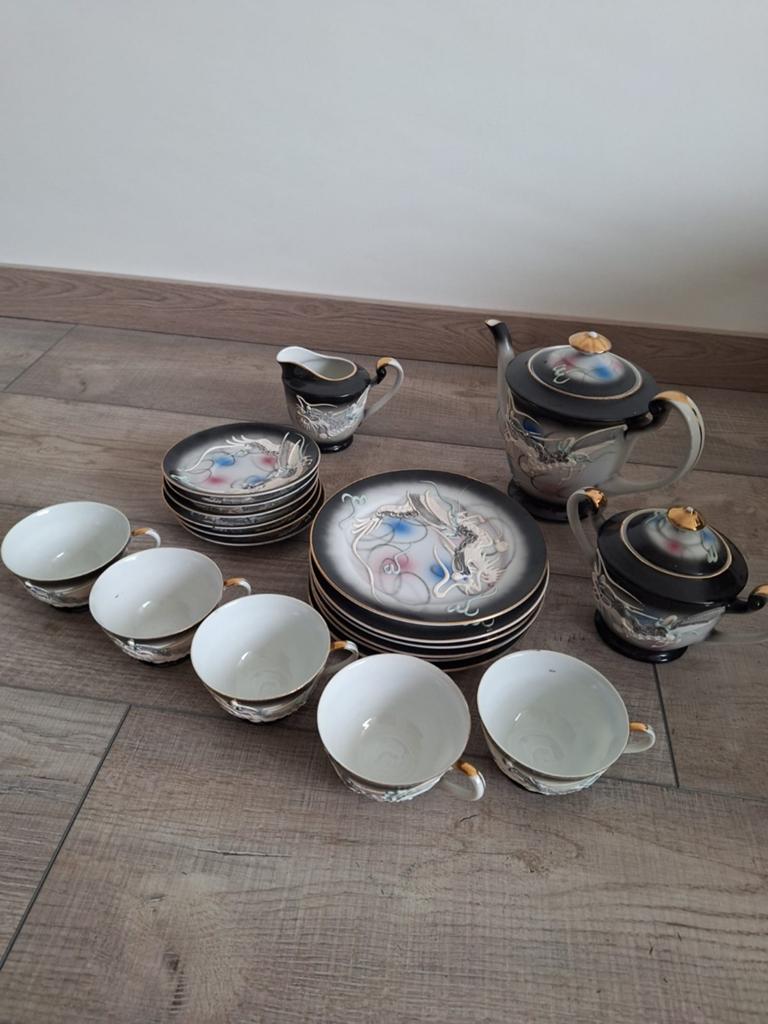 Vintage Japans theeservies met drakenmotief en Geisha, Antiek en Kunst, Ophalen