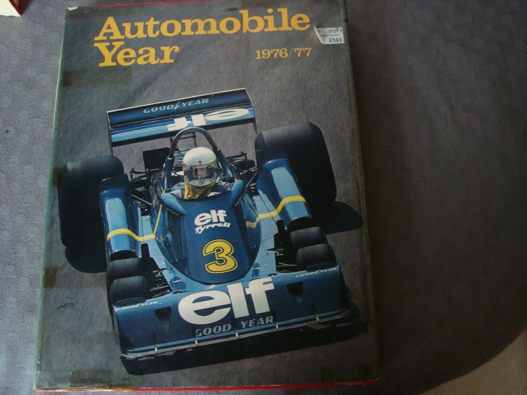 Automobile year boek 1976-1977, Ophalen of Verzenden, Nieuw, Overige merken