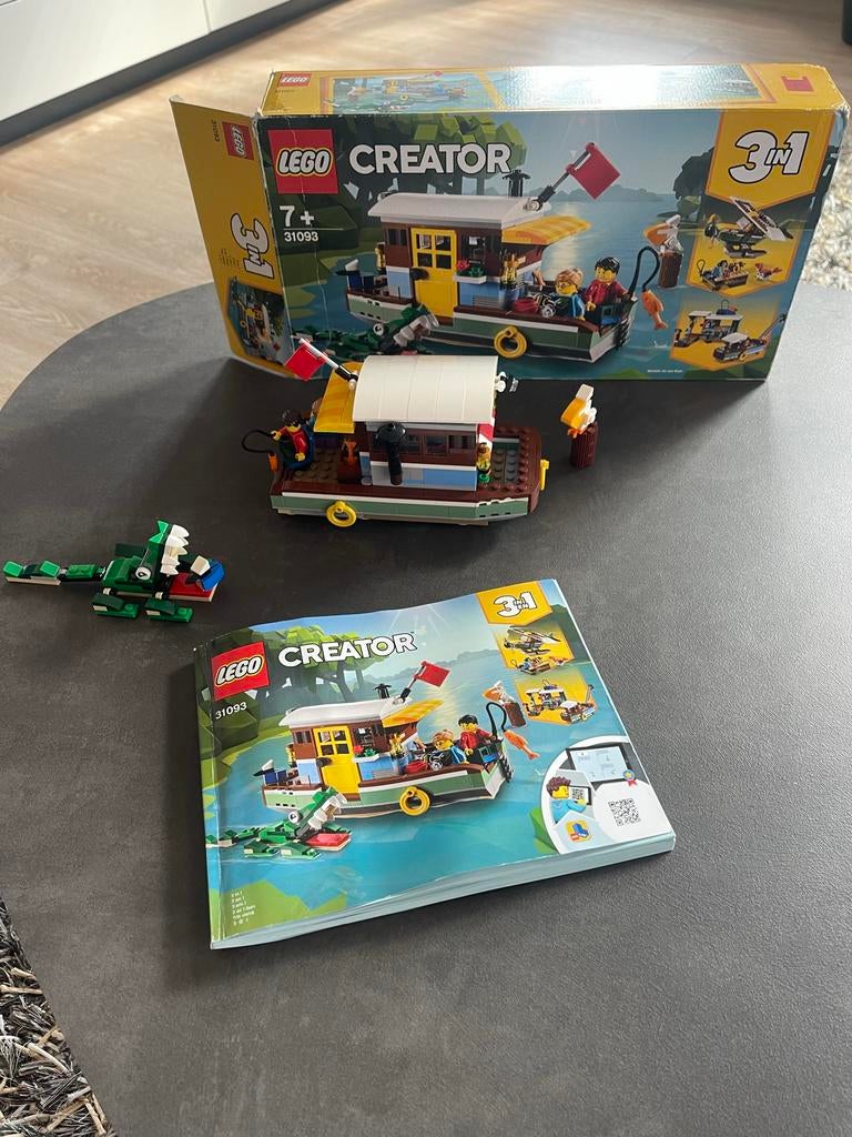 LEGO Creator 31093 Woonboot Avontuur 3-in-1, Kinderen en Baby's, Speelgoed | Duplo en Lego, Lego, Ophalen of Verzenden, Zo goed als nieuw