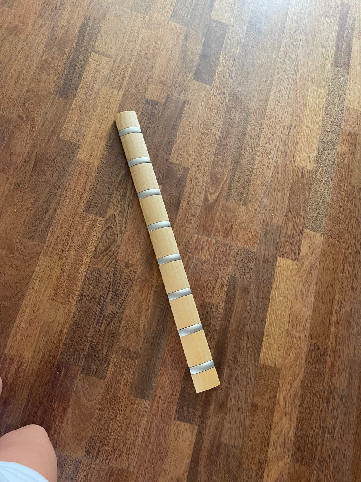 Prachtige massief houten kapstok muurbevestiging, Zo goed als nieuw, Minder dan 100 cm, Hout, Ophalen