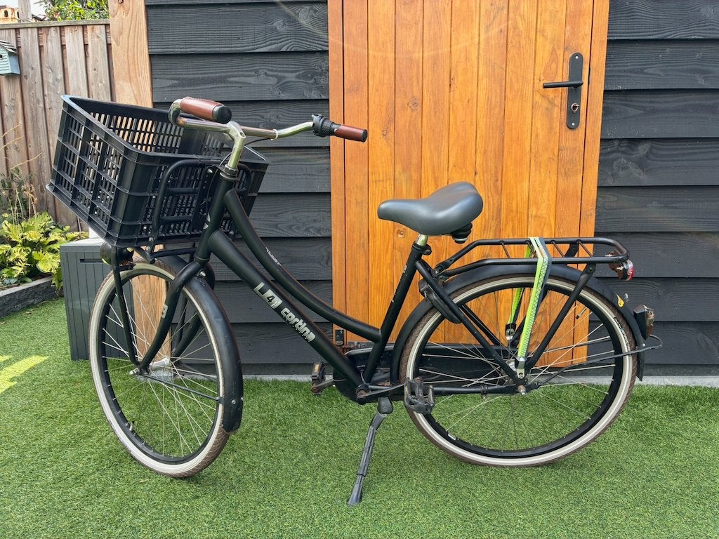 Cortina U4 meisjesfiets zwart, Fietsen en Brommers, Fietsen | Meisjes, Terugtraprem, Gebruikt, Versnellingen, Cortina