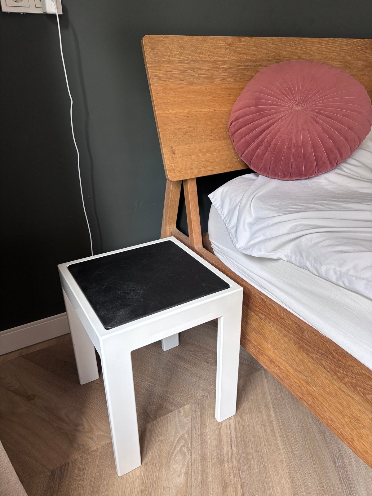 Dressoir/Sidetable met 2 Nachtkastjes - Wit Staal, Zwart Ska, Ophalen, 100 tot 150 cm, Zo goed als nieuw, Metaal