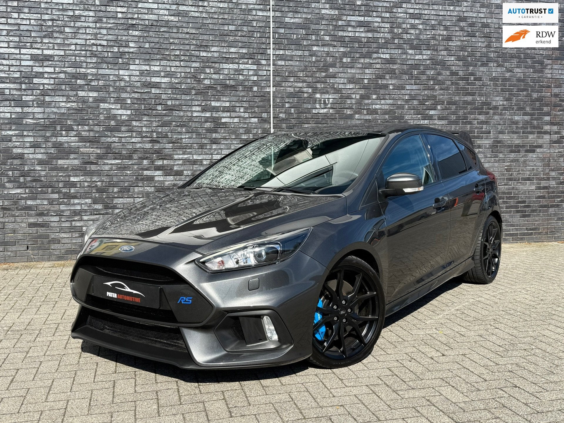 Ford Focus 2.3 RS 350pk|Schaalstoel|Camera|Carplay|Sony|Crui, Gebruikt, 4 cilinders, Met garantie (alle), 2300 cc