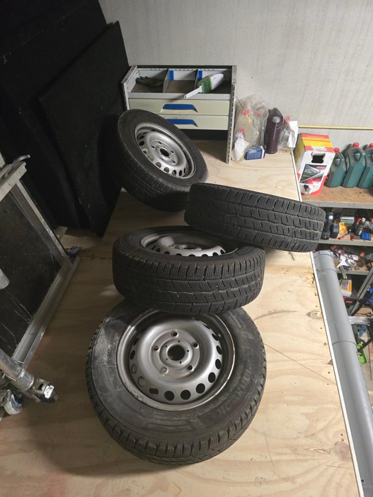 Banden 4 all season Ford Transit Custom 2.2, 16 inch, Ophalen of Verzenden, All Season, Band(en)