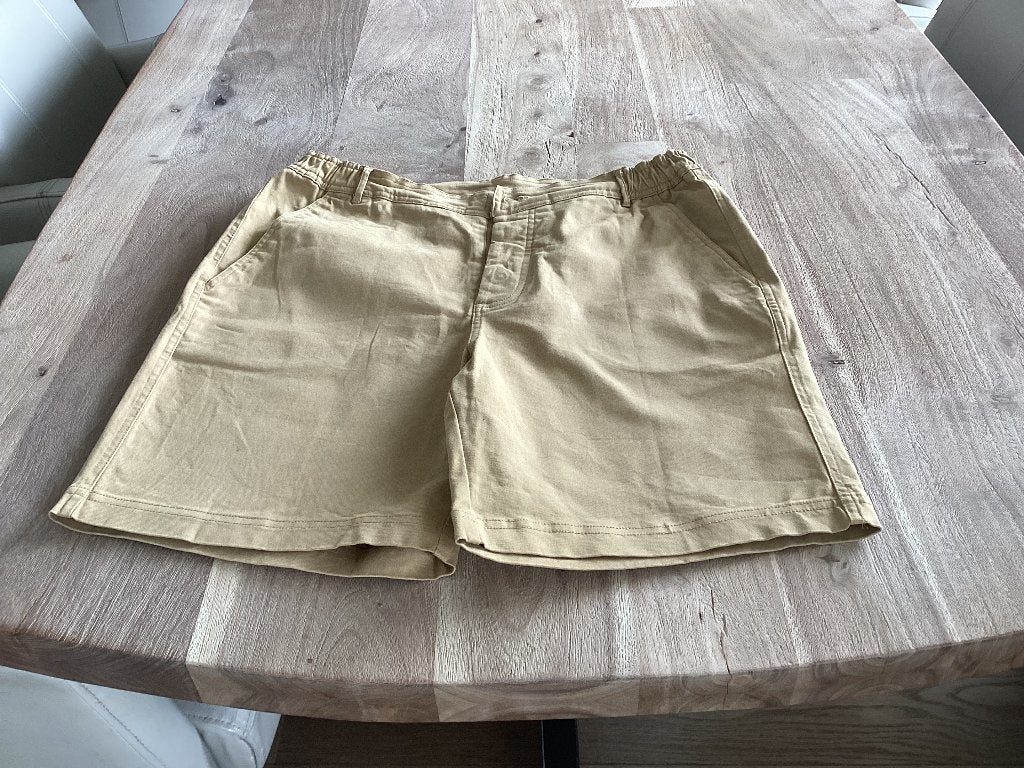 Korte broek, maat L. Cognackleur., Kleding | Heren, Broeken en Pantalons, Maat 52/54 (L), Onbekend, Beige, Ophalen of Verzenden