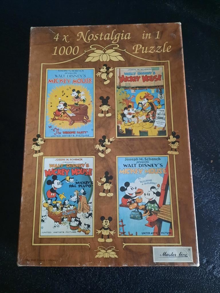 Mickey mouse puzzel  4 x Nostalgia in 1 1000st  Master-line, Hobby en Vrije tijd, Denksport en Puzzels, Ophalen of Verzenden, 500 t/m 1500 stukjes