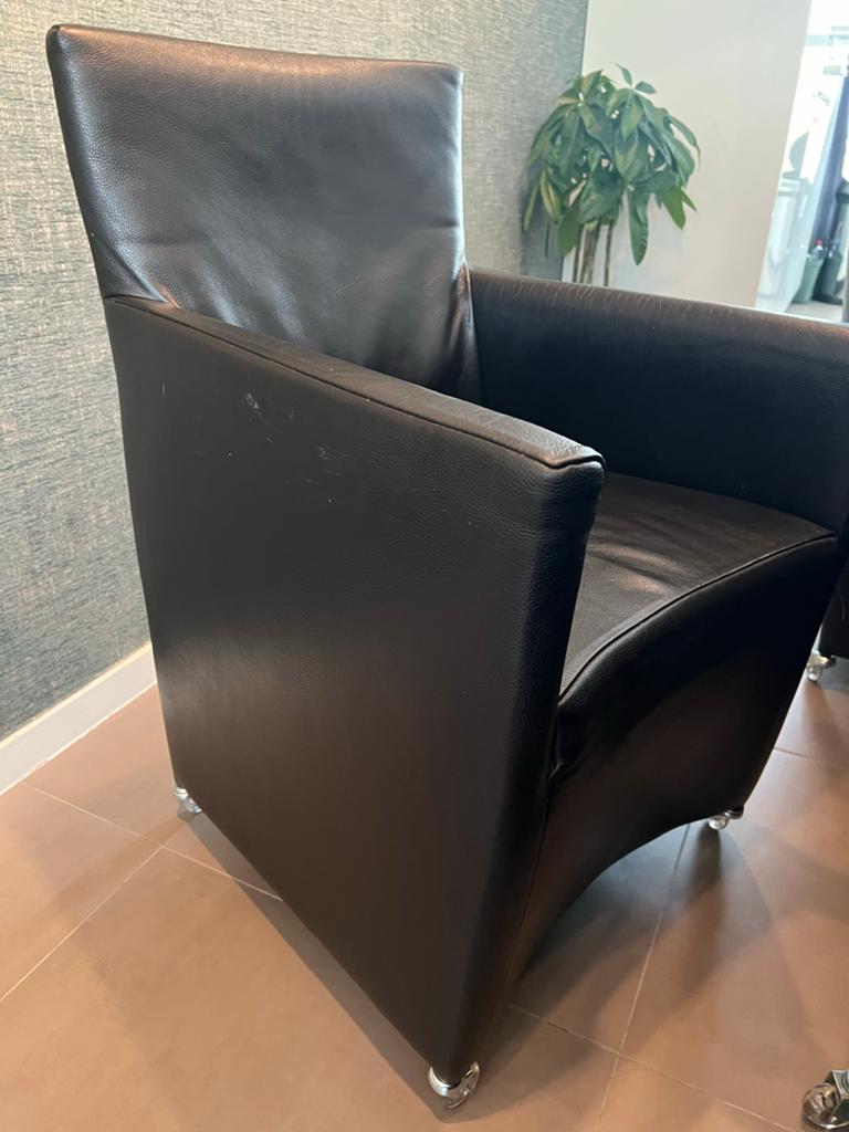 Bert Plantagie leren eetkamerstoelen met wieltjes, Ophalen, Gebruikt, Twee, Zwart
