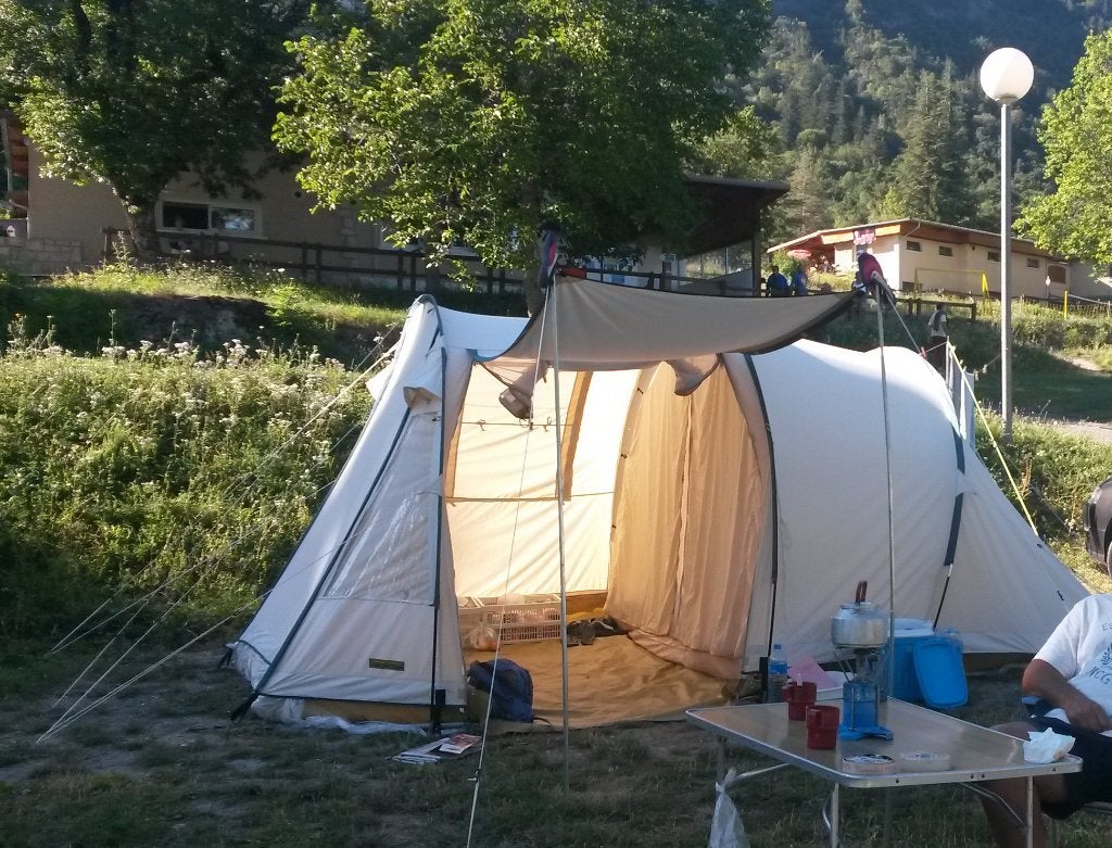 Te koop katoenen tent kleur beige., Caravans en Kamperen, Tenten, Ophalen, Gebruikt, Tot en met 4