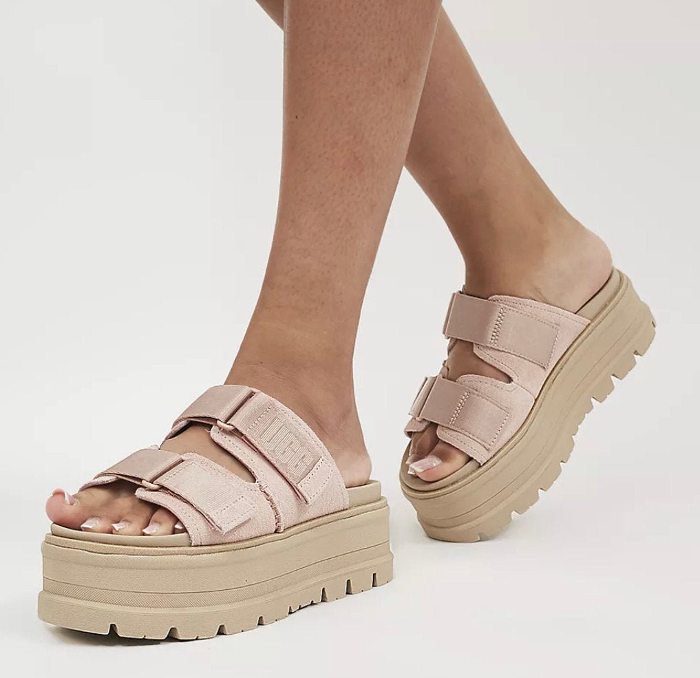 UGG platform Clem 38 beige/roze slipper sandalen slides muil, Slippers, Beige, Ophalen of Verzenden, Gedragen