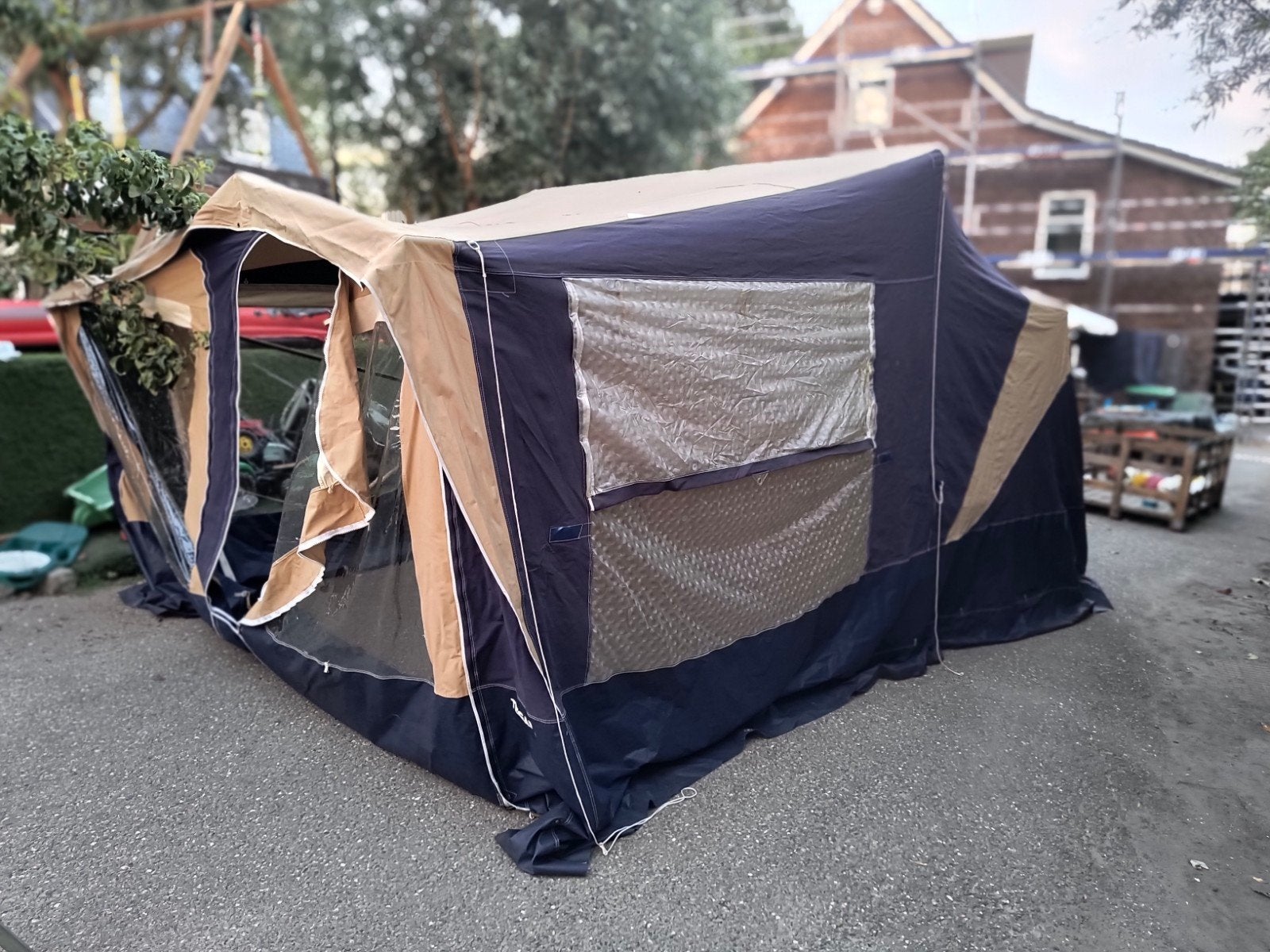 Trigano Odyssee vouwwagen aanhanger vakantie tent caravan, Ophalen, Gebruikt
