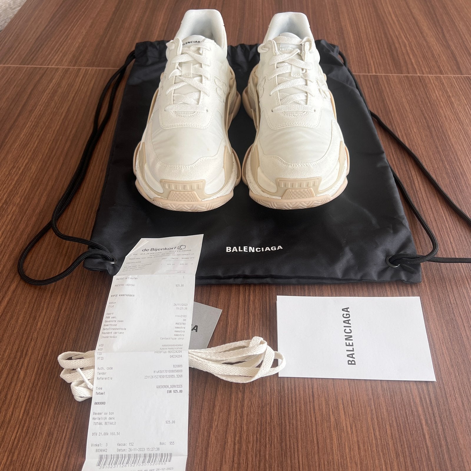 Balenciaga Triple S (Maat 41), Wit, Ophalen of Verzenden, Sneakers of Gympen, Zo goed als nieuw