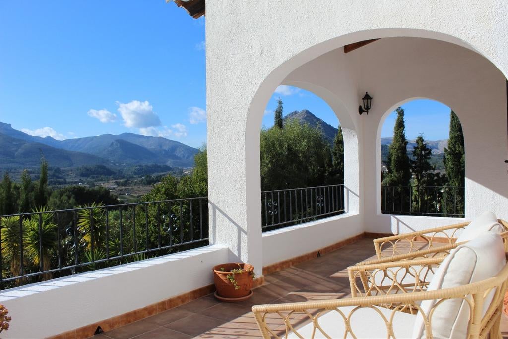 Luxe villa met privézwembad – Costa Blanca Noord, Vakantie, Vakantiehuizen | Spanje, 4 of meer slaapkamers, Bemiddelingsbureau