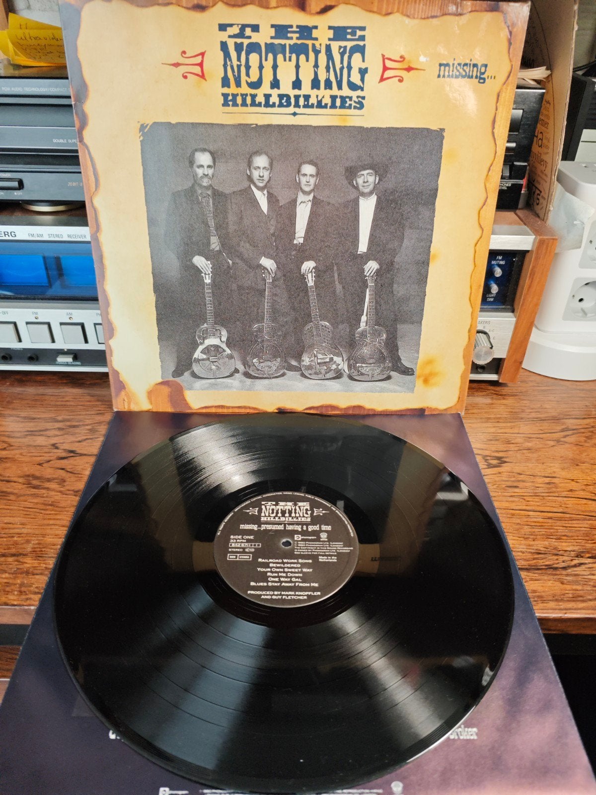 The Notting Hillbillies - Missing...Presumed Having a Good.., Cd's en Dvd's, Ophalen of Verzenden, 1990 - 1999, Zo goed als nieuw