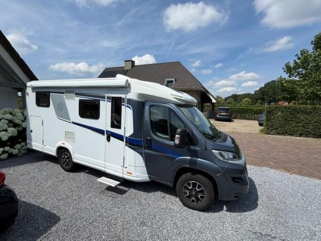 Knaus Sky TI 650 MG (1050644), Caravans en Kamperen, Campers, Chemisch toilet, Fiat, Luifel, Tot en met 2