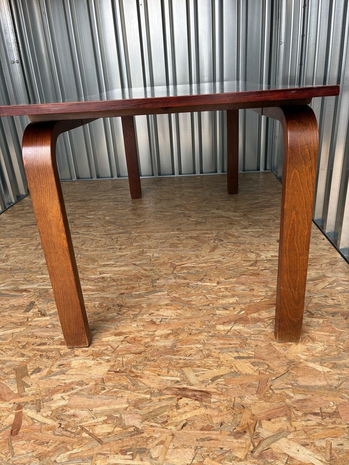 Vintage eettafel jaren '60 met unieke gebogen poten, Ophalen