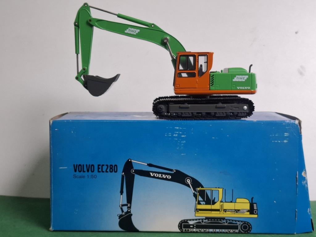 Volvo EC280 graafmachine "HWZ" 1/50, Ophalen of Verzenden, Zo goed als nieuw, Overige typen, Overige merken