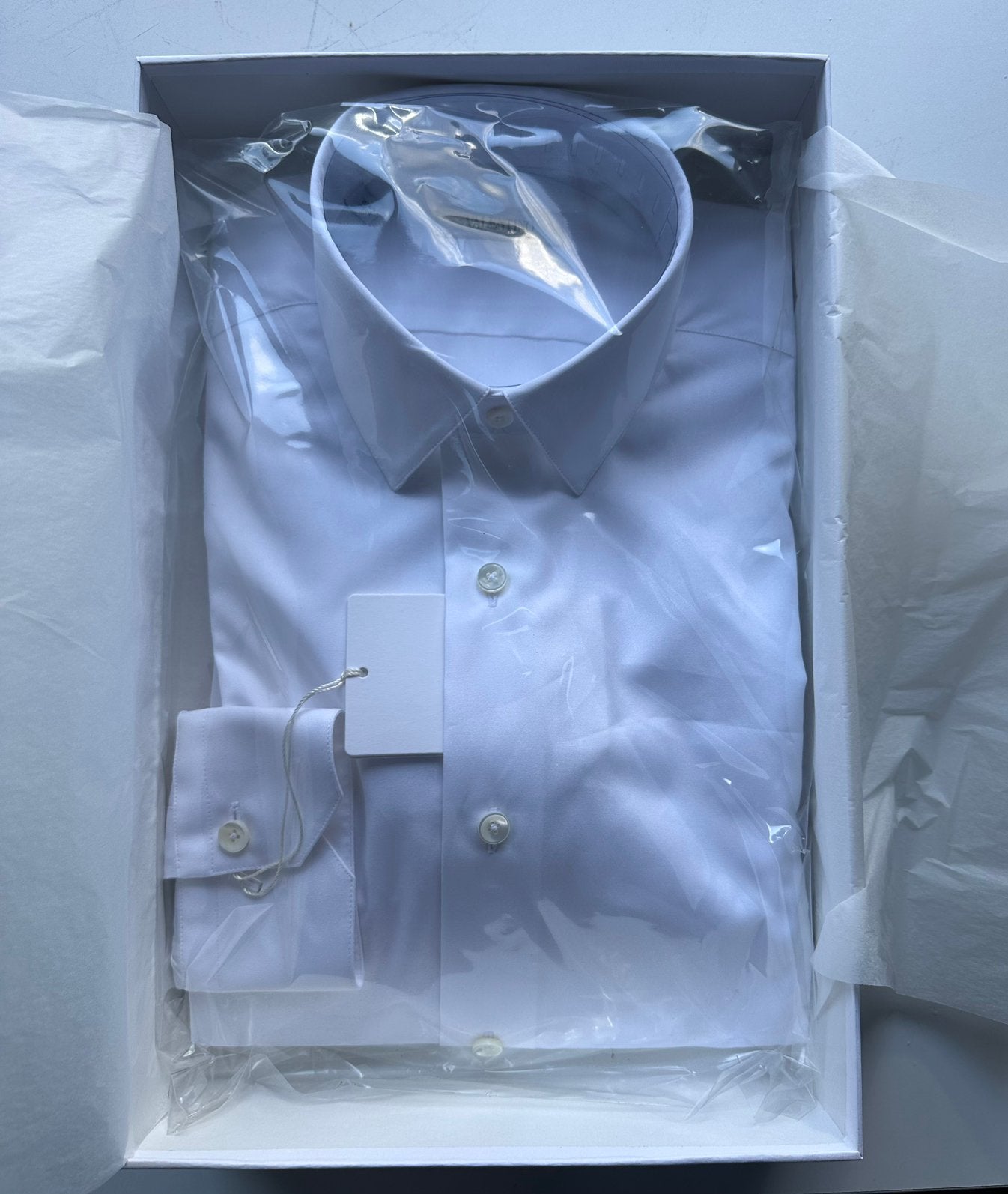 Authentic Valentino White Dress Shirt – Size 38 (15”) – New, Ophalen of Verzenden, Nieuw, Wit