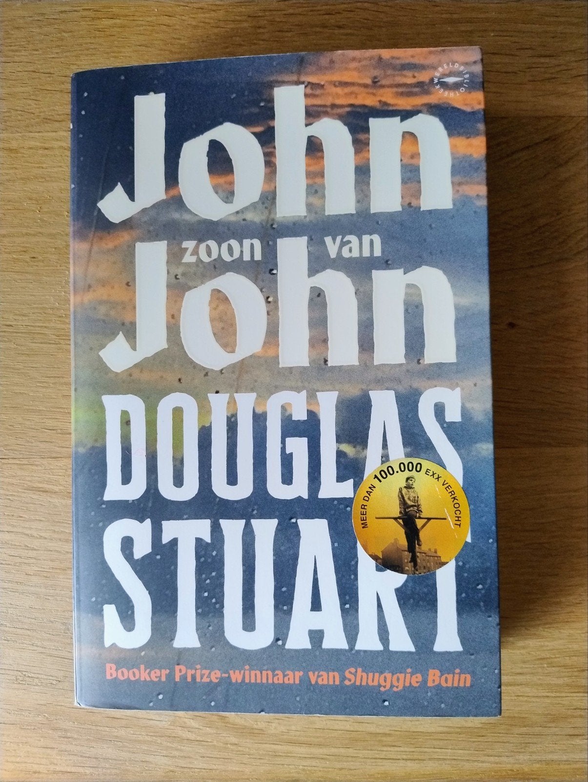 John zoon van John - Douglas Stuart (Boek), Boeken, Ophalen of Verzenden, Zo goed als nieuw, Douglas Stuart, Nederland