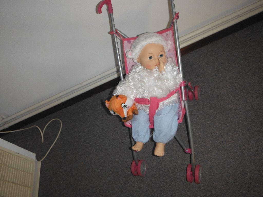 hele mooie babypop met buggy, Ophalen, Zo goed als nieuw, Babypop