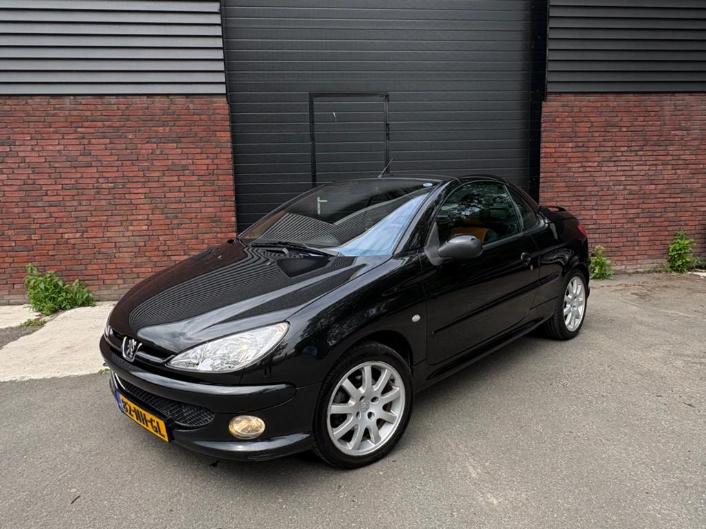 Peugeot 206 2.0 16V CC | CLIMATE | AIRCO | NETJES, Auto's, 136 pk, 4 cilinders, Cabriolet, 4 stoelen