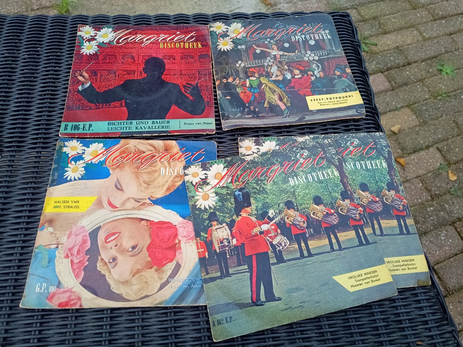 singles vinyl Margriet discotheek, Klassiek, Ophalen of Verzenden, Zo goed als nieuw, Beschermende buitenhoes