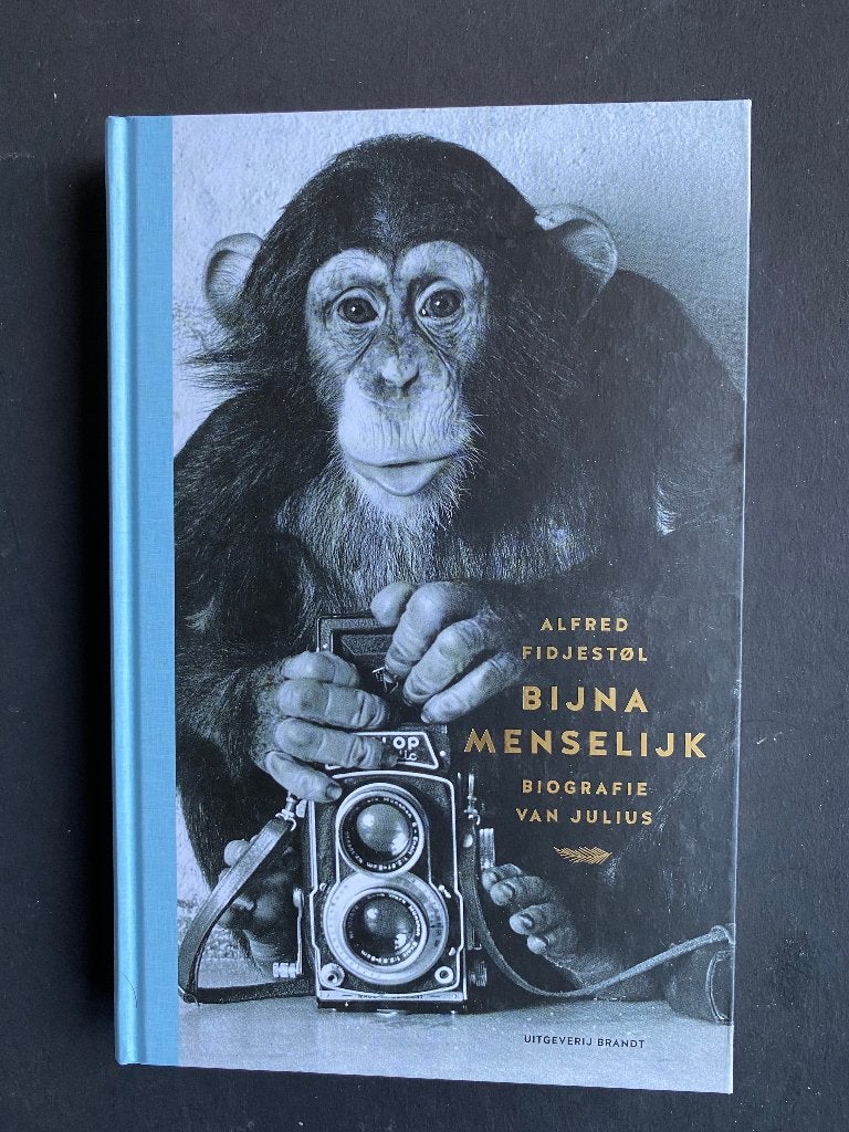 Bijna menselijk, biografie van Julius / 2018 / Nieuw, Ophalen of Verzenden, Nieuw, Overige diersoorten