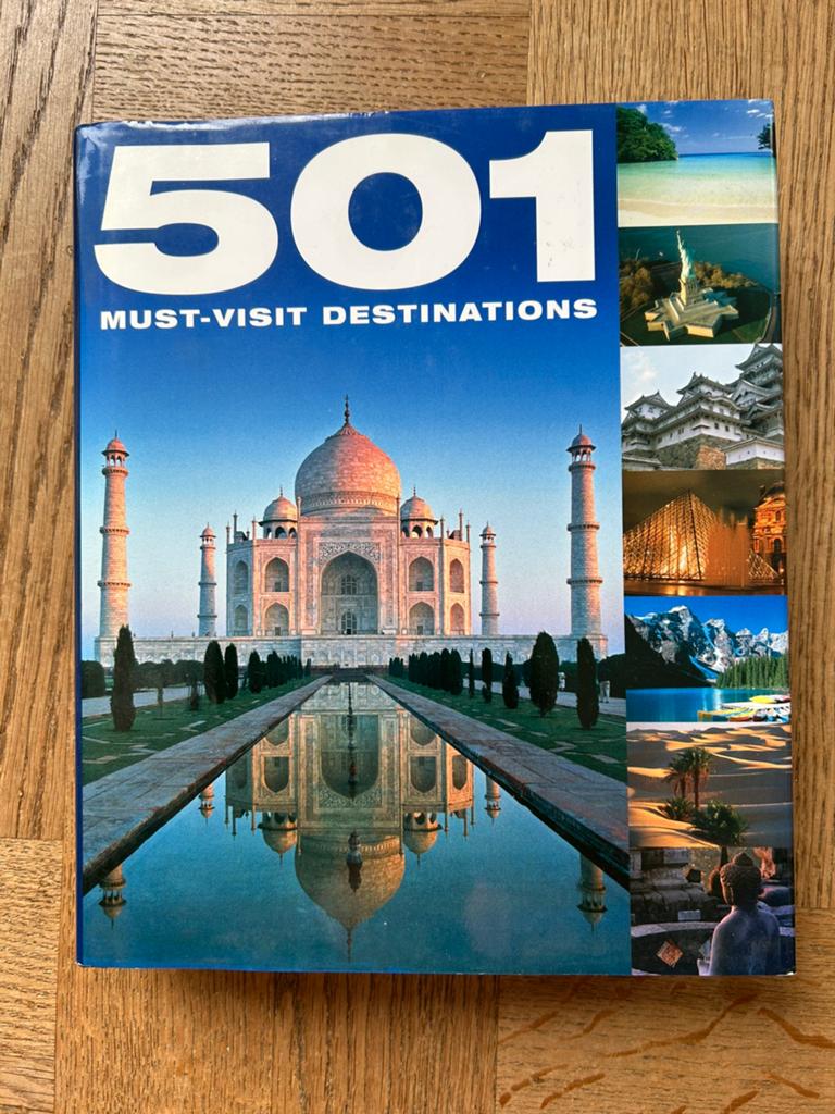 Groot reisinspiratie boek -501 Must-Visit Destinations, Boeken, Overige merken, Europa, Ophalen of Verzenden, Zo goed als nieuw