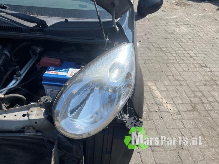Koplamp links van een Citroen C1