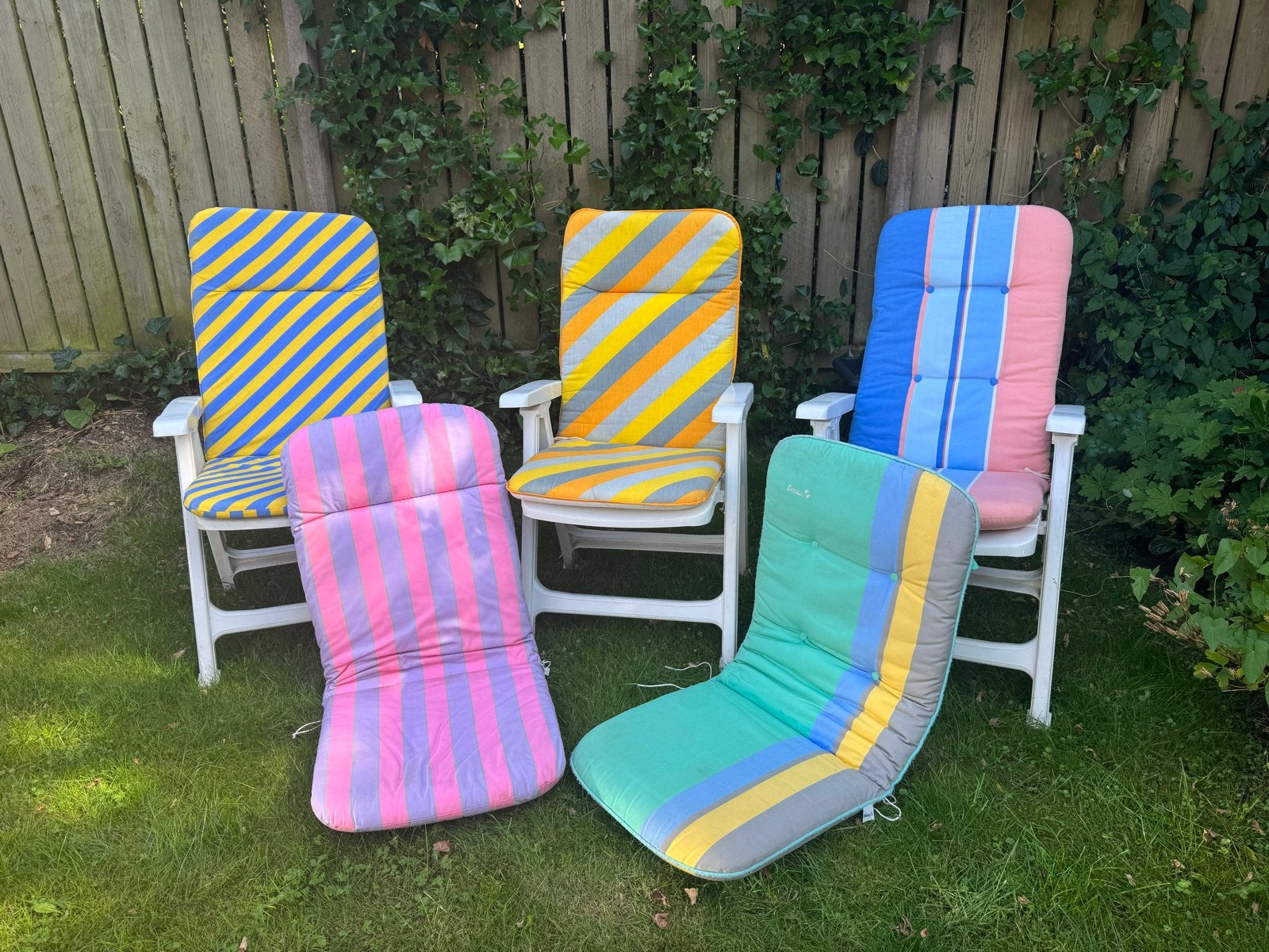 3 Hartman tuinstoelen met kussens, Ophalen, Gebruikt, Kunststof