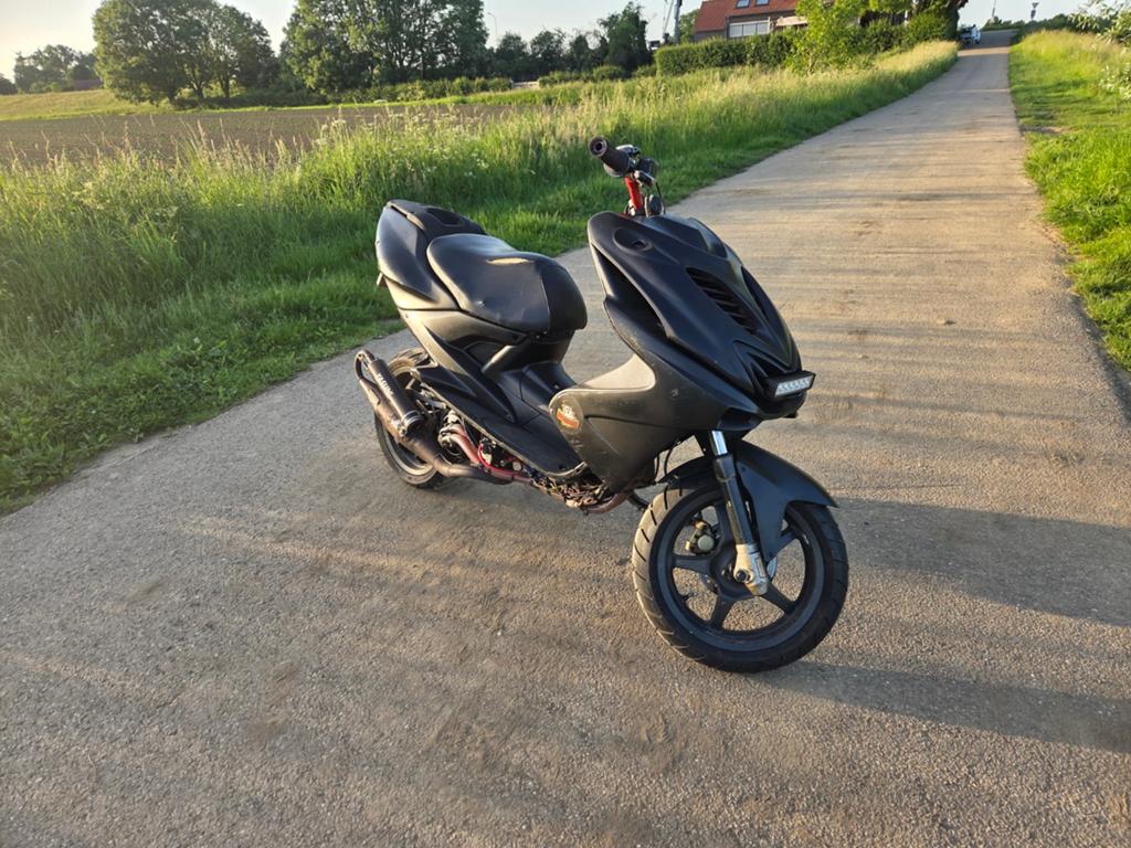Yamaha AEROX 2005 70cc, Fietsen en Brommers, Scooters | Yamaha, Aerox, Tweetakt, Ophalen