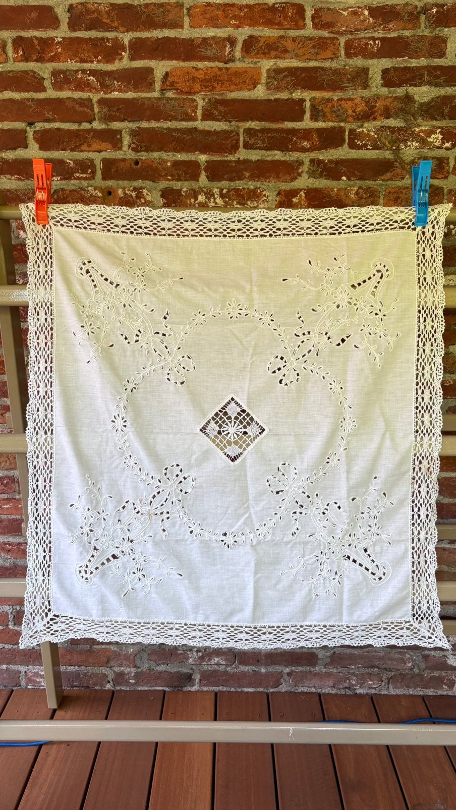 Vintage fijn gehaakt wit tafelkleedje, 83x90 cm, Ophalen of Verzenden