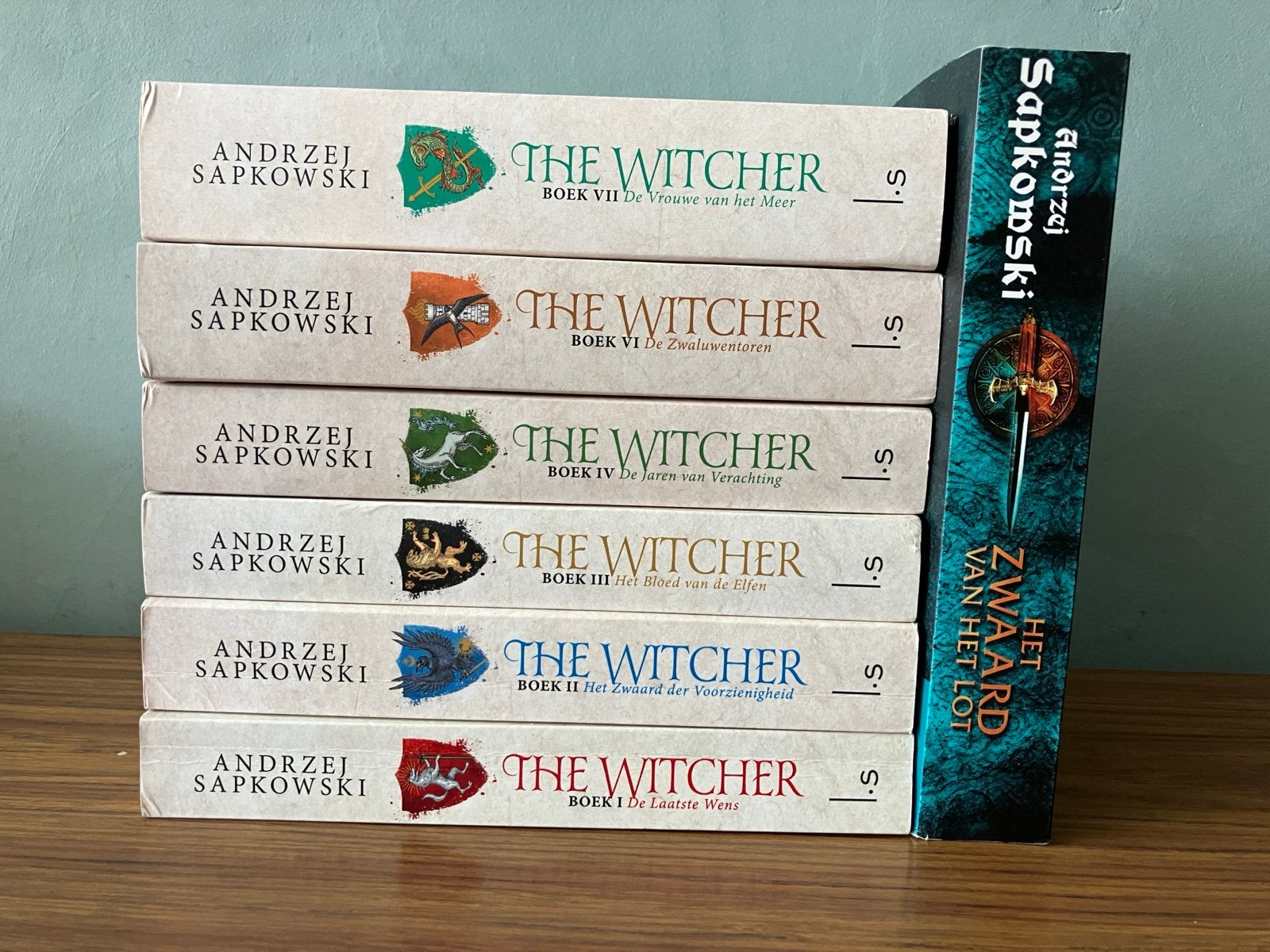De Witcher (De Hekser) serie, bijna compleet - Sapkowski, Ophalen of Verzenden, Zo goed als nieuw