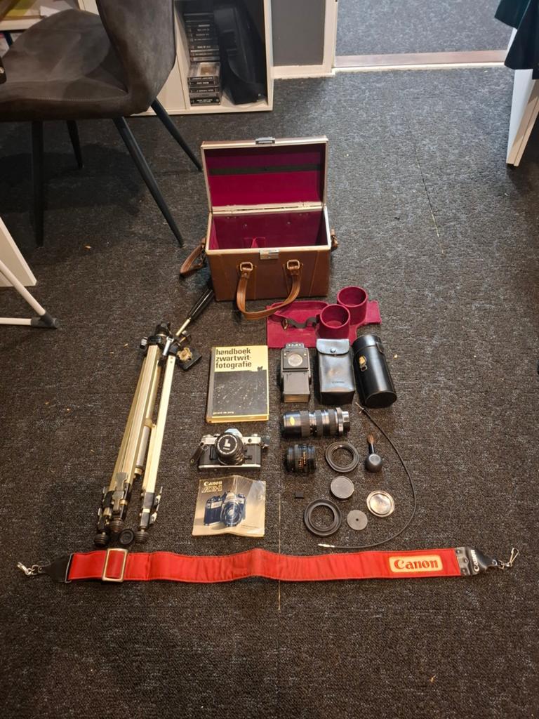 Canon AE-1 complete set!, Ophalen of Verzenden, Gebruikt, Spiegelreflex, Canon
