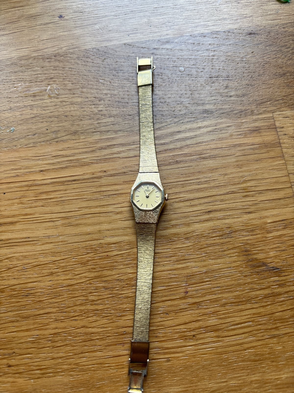 Goudkleurig Seiko dameshorloge, Seiko, Gebruikt, Polshorloge, Ophalen of Verzenden