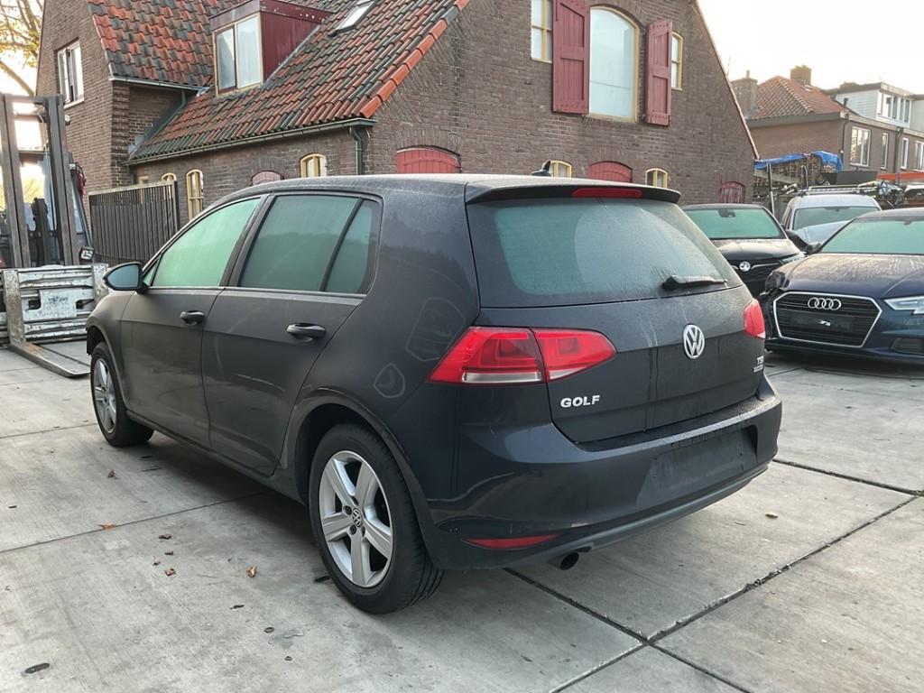 Bumper Achter Volkswagen Golf VII (AUA) 2014 5G6807417APGRU, Auto-onderdelen, Carrosserie en Plaatwerk, Gebruikt, Volkswagen, Volkswagen AG