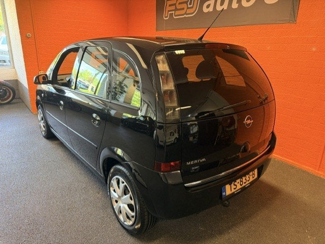 Opel Meriva 1.6 16V / ESSENTIA / ZEER MOOI / AIRCO!, Voorwielaandrijving, Gebruikt, Zwart, 4 cilinders