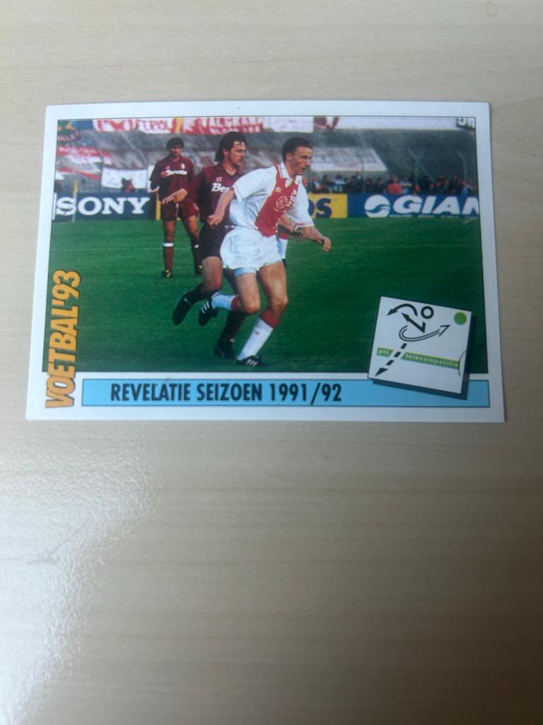 Voetbal '93 Plaatje: Revelatie Seizoen 1991/92, Ophalen of Verzenden, Zo goed als nieuw, Sticker