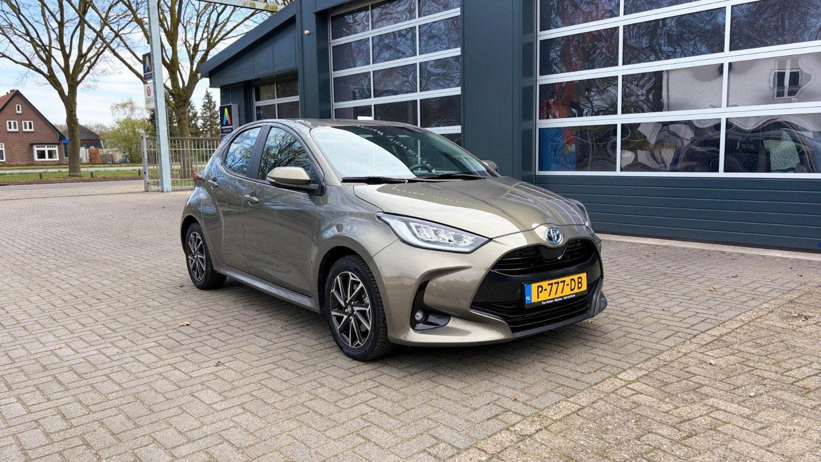 Toyota Yaris 1.5 Hybrid 116pk CVT 2022 Groen, Auto's, 450 kg, 450 kg, 49 €/maand, Yaris