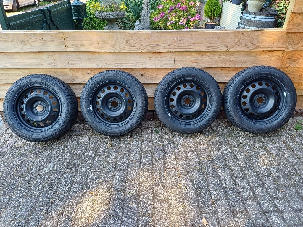 Velgenset Michelin 215/60 R17 (zgan, Jumpy, Expert, ProAce), Auto-onderdelen, Banden en Velgen, Ophalen, Banden en Velgen, Nieuw