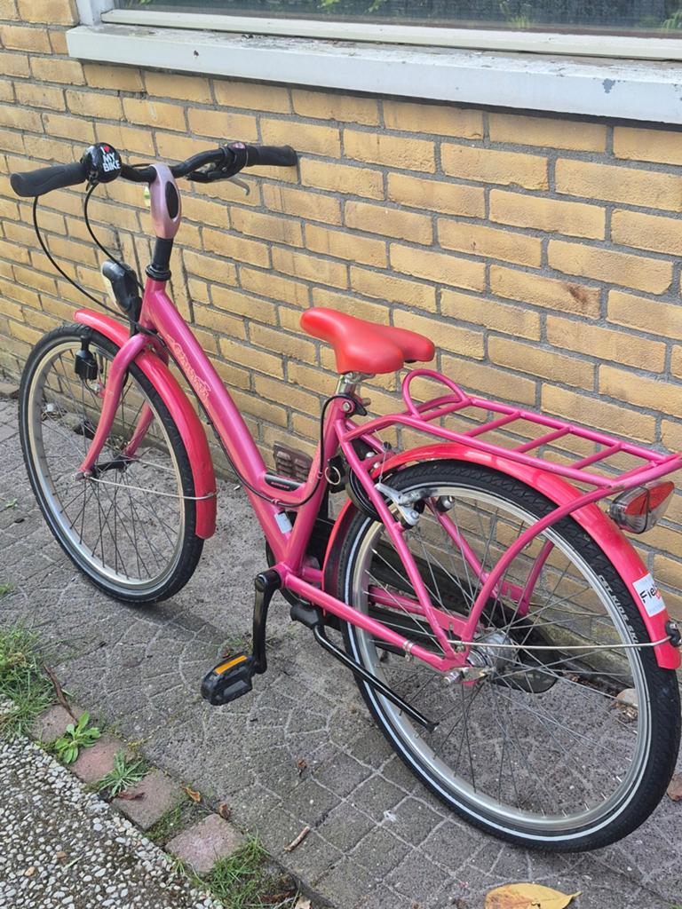 Mooie kinderfiets goed onderhouden 24 inch ., Fietsen en Brommers, Fietsen | Meisjes, Ophalen, Gebruikt, Velgrem, Versnellingen
