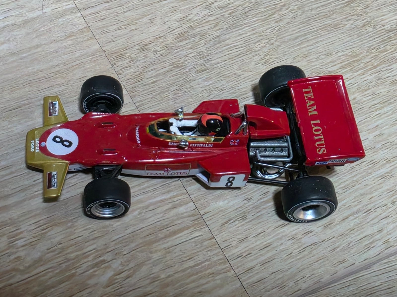 Team Lotus Formule 1 Modelauto - Rood/Goud, Ophalen of Verzenden, Zo goed als nieuw, Auto, Overige merken