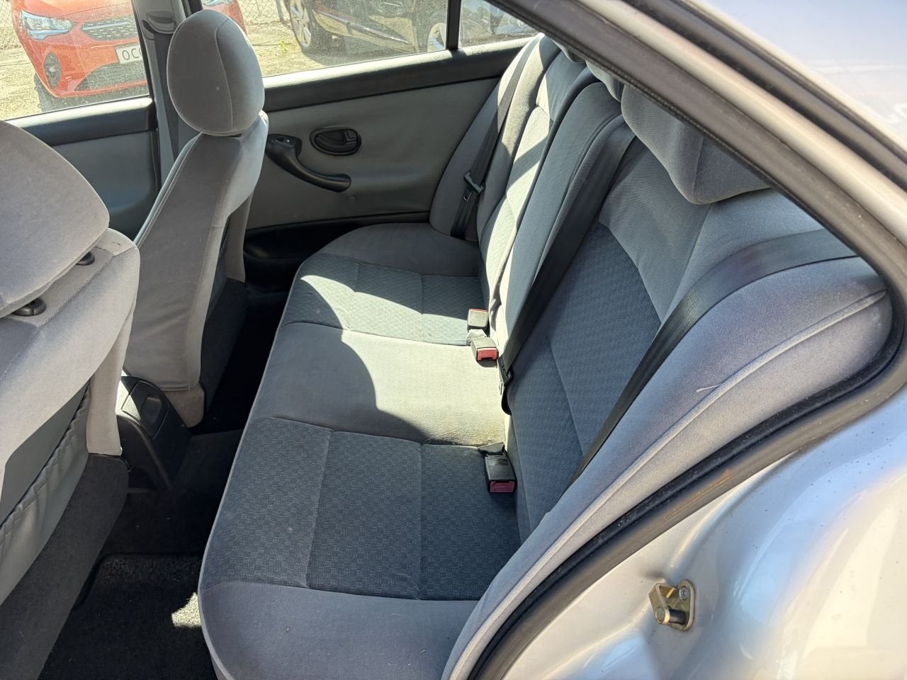 Peugeot 406 1.8-16V STX AIRCO SEDAN NIEUWE APK (bj 2000), foto 10